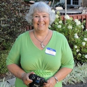 Meet your Posher, Connie